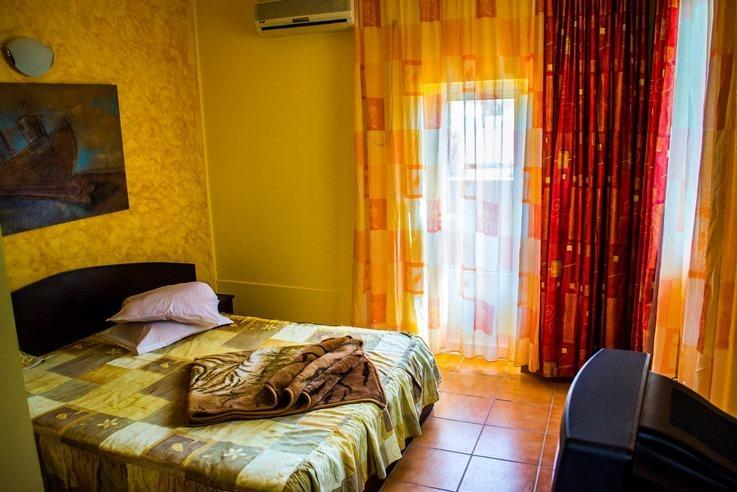 ホテルVila Luminita ママイア 部屋 写真